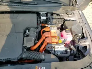 2025 Hyundai Elantra Blue z VIN KMHLM4DJXSU132105, wystawiony jako Copart lot #71220335 z przebiegiem 15 428 mil mil oraz Szkoda całkowita • Salvage title. Historia ofert i sprzedaży dostępna na DreamBid. Obrazek 13.