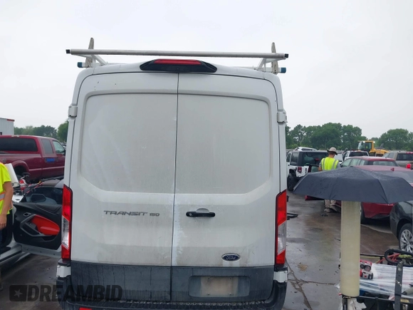 2019 Ford Transit with VIN 1FTYE1CM0KKB38525, listed as a IAAI auction lot 41940711 with 224,576 mi miles and . Bid and sale history available at DreamBid. Image 16.