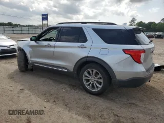 2020 Ford Explorer XLT z VIN 1FMSK7DH1LGA88561, wystawiony jako Copart lot #51372435 z przebiegiem 100 180 mil mil oraz Nie do naprawy. Historia ofert i sprzedaży dostępna na DreamBid. Obrazek 2.