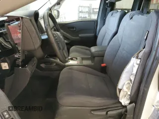 2024 Nissan Frontier S z VIN 1N6ED1CL0RN669503, wystawiony jako Copart lot #55204865 z przebiegiem 6832 mil mil oraz Tytuł czysty. Historia ofert i sprzedaży dostępna na DreamBid. Obrazek 7.