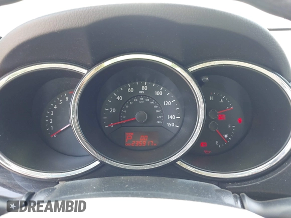 2013 Kia Sorento LX with VIN 5XYKT3A61DG317094, listed as a IAAI auction lot 42747947 with 235,917 mi miles and . Bid and sale history available at DreamBid. Image 7.