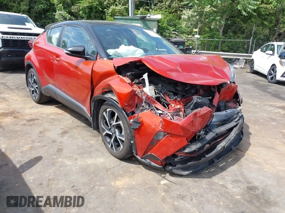 2020 Toyota C-HR LE z VIN NMTKHMBX9LR107762, wystawiony jako IAAI lot #42158899 z przebiegiem 90 313 mil mil oraz . Historia ofert i sprzedaży dostępna na DreamBid. Obrazek 1.