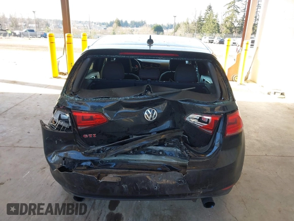 2015 Volkswagen Golf GTI Autobahn w/Performance Pkg with VIN 3VW447AU3FM100063, listed as a IAAI auction lot 41402553 with 70,797 mi miles. Bid and sale history available at carsss.com. Image 16.