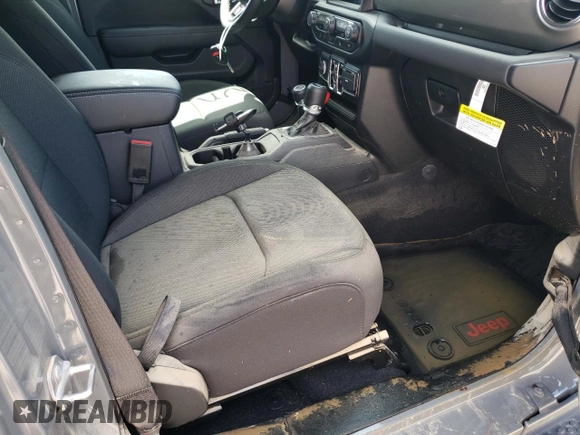 2022 Jeep Wrangler Unlimited Sahara Altitude with VIN 1C4HJXEG5NW174021, listed as a Copart auction lot 55200532 with Not provided miles and Salvage title. Bid and sale history available at DreamBid. Image 9.
