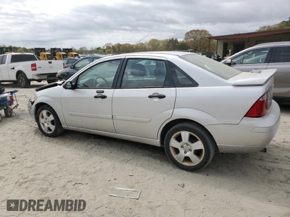 2006 Ford Focus S with VIN 1FAHP34N56W109006, listed as a Copart auction lot 53987745 with 111,677 mi miles and Salvage Title. Bid and sale history available at carsss.com. Image 2.