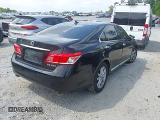 2010 Lexus ES 330 z VIN JTHBK1EG9A2389756, wystawiony jako IAAI lot #42130156 z przebiegiem 150 801 mil mil oraz . Historia ofert i sprzedaży dostępna na DreamBid. Obrazek 4.