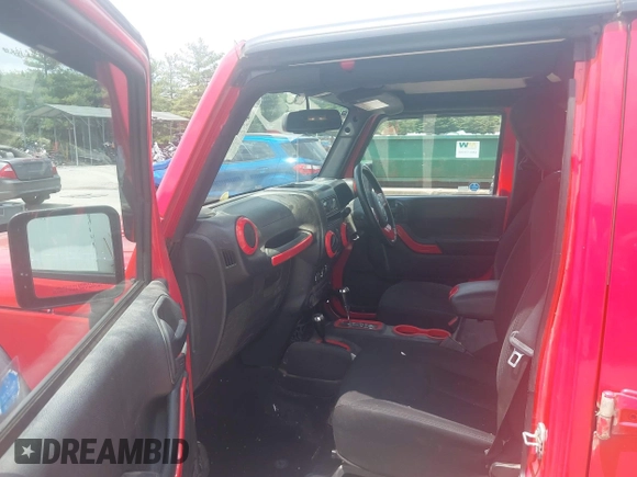 2015 Jeep Wrangler Unlimited Sport RHD with VIN 1C4BJWKG4FL679572, listed as a IAAI auction lot 42568920 with 183,907 mi miles and . Bid and sale history available at DreamBid. Image 5.