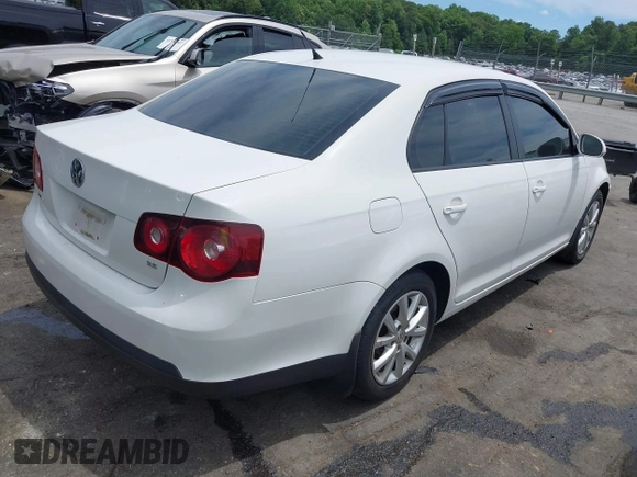 2010 Volkswagen Jetta Limited Edition with VIN 3VWAZ7AJ6AM099252, listed as a IAAI auction lot 42324145 with Not provided miles and . Bid and sale history available at DreamBid. Image 4.