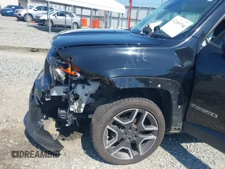 2020 Jeep Renegade Sport with VIN ZACNJBAB9LPL76867, listed as a IAAI auction lot 42269754 with 69,638 mi miles and . Bid and sale history available at DreamBid. Image 6.