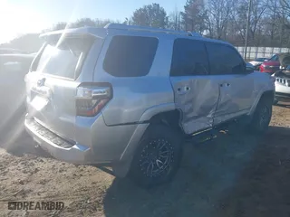 2017 Toyota 4Runner SR5 with VIN JTEZU5JR4H5150614, listed as a IAAI auction lot 41492357 with 75,721 mi miles. Bid and sale history available at carsss.com. Image 4.