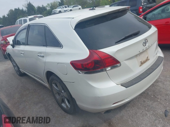 2015 Toyota Venza XLE with VIN 4T3BK3BB4FU116213, listed as a IAAI auction lot 42008444 with 113,912 mi miles. Bid and sale history available at carsss.com. Image 3.