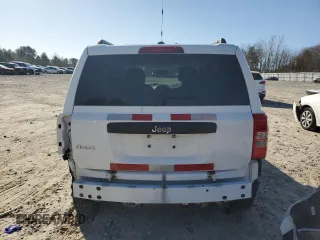 2016 Jeep Patriot Sport z VIN 1C4NJRBBXGD512146, wystawiony jako Copart lot #49086325 z przebiegiem 163 151 mil mil oraz Szkoda całkowita • Salvage title. Historia ofert i sprzedaży dostępna na DreamBid. Obrazek 6.