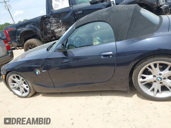 2008 BMW Z4 3.0i z VIN 4USBU33598LW75887, wystawiony jako IAAI lot #42168048 z przebiegiem 78 172 mil mil oraz . Historia ofert i sprzedaży dostępna na DreamBid. Obrazek 14.