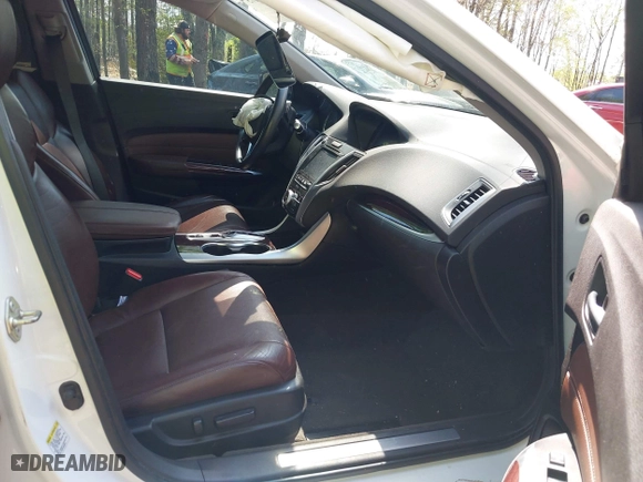 2015 Acura TLX V6 Tech with VIN 19UUB2F55FA012062, listed as a IAAI auction lot 41988475 with 187,002 mi miles. Bid and sale history available at carsss.com. Image 5.