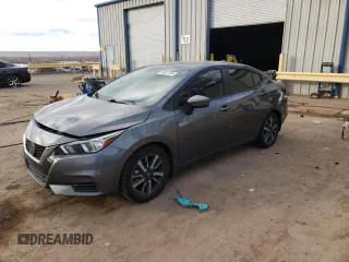 2021 Nissan Versa SV z VIN 3N1CN8EV9ML877244, wystawiony jako Copart lot #86641304 z przebiegiem 58 548 mil mil oraz Szkoda całkowita • Salvage title. Historia ofert i sprzedaży dostępna na DreamBid. Obrazek 1.