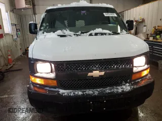 2017 Chevrolet Express Cargo Van with VIN 1GCWGBFF7H1103452, listed as a Copart auction lot 44024895 with 250,899 mi miles and Clean Title. Bid and sale history available at carsss.com. Image 5.