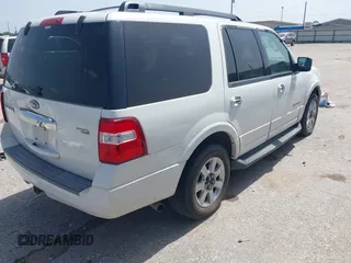 2008 Ford Expedition SSV with VIN 1FMFU15558LA64100, listed as a IAAI auction lot 42605475 with 275,512 mi miles and . Bid and sale history available at DreamBid. Image 4.