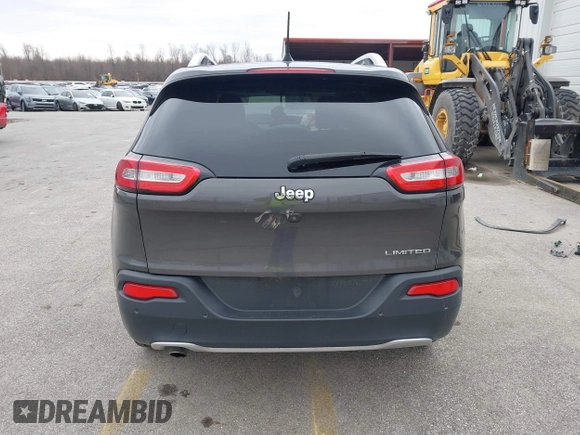 2018 Jeep Cherokee Limited with VIN 1C4PJLDB0JD565920, listed as a IAAI auction lot 41747170 with 121,604 mi miles and . Bid and sale history available at DreamBid. Image 17.