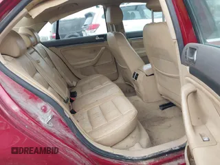 2006 Volkswagen Jetta 2.5L с VIN 3VWDF71K86M669967, выставлен на аукционе IAAI как лот 42157336 с пробегом 204 715 миль миль и . История ставок и продаж доступна на DreamBid. Изображение 8.