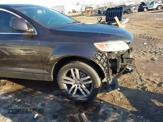 2009 Audi Q7 with VIN WA1AY74L69D002880, listed as a IAAI auction lot 41416826 with 157,344 mi miles. Bid and sale history available at carsss.com. Image 6.