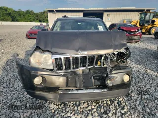 2005 Jeep Grand Cherokee Limited with VIN 1J4HR58235C654101, listed as a Copart auction lot 65961985 with 204,577 mi miles and Non repairable. Bid and sale history available at DreamBid. Image 5.