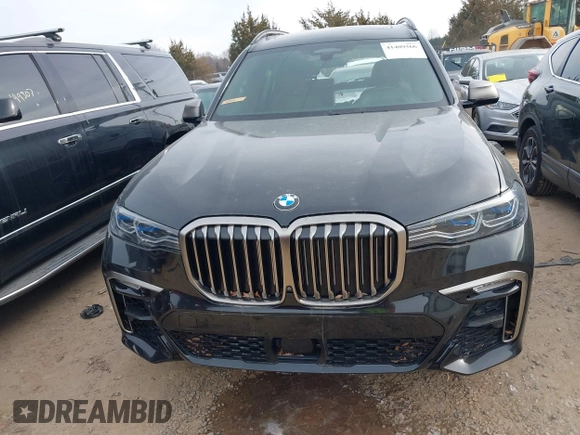 2021 BMW X7 M50i with VIN 5UXCX6C07M9G39230, listed as a IAAI auction lot 41409366 with 63,965 mi miles. Bid and sale history available at carsss.com. Image 13.