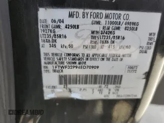 2004 Ford F-350 XL с VIN 1FTWF32P94ED70909, выставлен на аукционе Copart как лот 61209805 с пробегом 247 004 миль миль и Чистый • Clean title. История ставок и продаж доступна на DreamBid. Изображение 12.