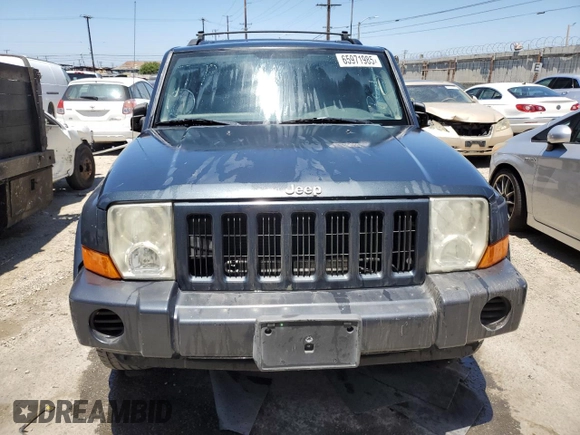 2006 Jeep Commander z VIN 1J8HH48K16C367286, wystawiony jako Copart lot #65971985 z przebiegiem 130 350 mil mil oraz Czysty tytuł • Clean title. Historia ofert i sprzedaży dostępna na DreamBid. Obrazek 5.