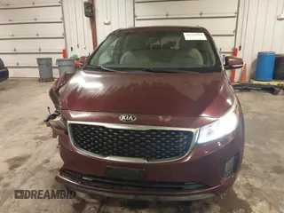 2016 Kia Sedona LX with VIN KNDMB5C12G6182286, listed as a IAAI auction lot 41724704 with 149,482 mi miles. Bid and sale history available at carsss.com. Image 6.