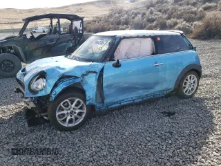 2017 MINI Hardtop Cooper S with VIN WMWXP7C33H2A45782, listed as a Copart auction lot 46842205 with Not Provided miles and Salvage Title. Bid and sale history available at DreamBid. Image 1.