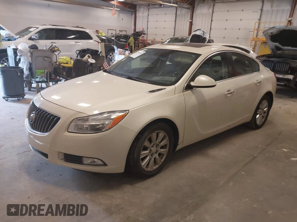 2012 Buick Regal Premium 1 z VIN 2G4GS5ER8C9133608, wystawiony jako IAAI lot #42301309 z przebiegiem 162 146 mil mil oraz . Historia ofert i sprzedaży dostępna na DreamBid. Obrazek 2.