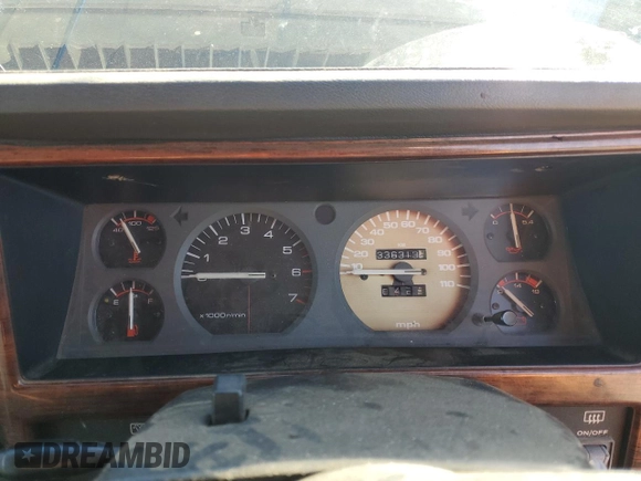 1996 Jeep Cherokee z VIN 1J4FN78S8TL160974, wystawiony jako Copart lot #83425604 z przebiegiem 336 313 mil mil oraz Szkoda całkowita • Salvage title. Historia ofert i sprzedaży dostępna na DreamBid. Obrazek 9.