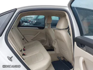 2014 Volkswagen Passat Wolfsburg Ed with VIN 1VWAS7A30EC119833, listed as a IAAI auction lot 41429589 with 181,630 mi miles. Bid and sale history available at carsss.com. Image 8.