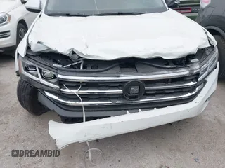 2021 Volkswagen Atlas S с VIN 1V2AP2CA4MC538199, выставлен на аукционе IAAI как лот 41531310 с пробегом 40 725 миль миль и . История ставок и продаж доступна на DreamBid. Изображение 6.