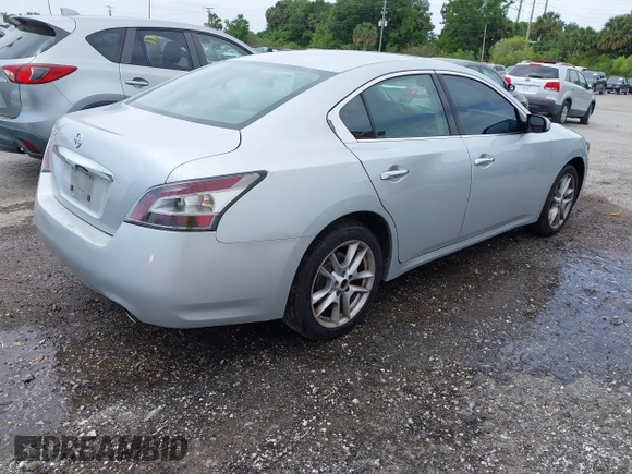 2013 Nissan Maxima S with VIN 1N4AA5AP4DC800322, listed as a IAAI auction lot 42082278 with 192,020 mi miles and . Bid and sale history available at DreamBid. Image 4.