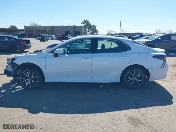 2023 Toyota Camry SE with VIN 4T1T11AK2PU742060, listed as a IAAI auction lot 41671200 with 1 mi miles. Bid and sale history available at carsss.com. Image 15.
