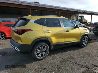 2021 Kia Seltos SX with VIN KNDETCA22M7178648, listed as a Copart auction lot 51714915 with 59,138 mi miles and Salvage Title. Bid and sale history available at carsss.com. Image 3.