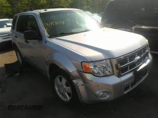 2011 Ford Escape XLT with VIN 1FMCU9DG2BKA63519, listed as a IAAI auction lot 36458159 with 168,475 mi miles. Bid and sale history available at carsss.com. Image 6.