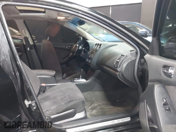 2011 Nissan Altima S with VIN 1N4AL2AP9BN440121, listed as a IAAI auction lot 41863583 with 169,017 mi miles and . Bid and sale history available at DreamBid. Image 5.