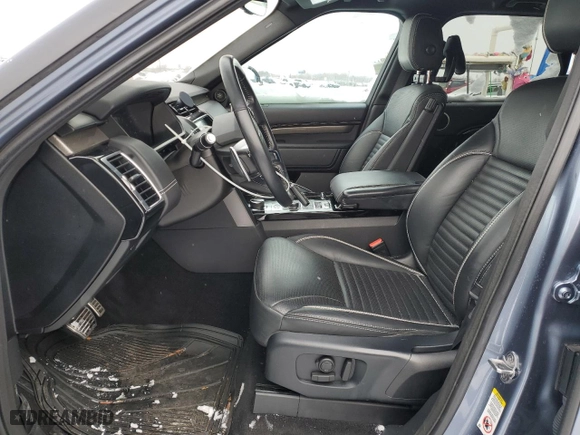 2019 Land Rover Discovery HSE with VIN SALRR2RV5KA086564, listed as a Copart auction lot 41793875 with 61,386 mi miles and Clean Title. Bid and sale history available at carsss.com. Image 7.
