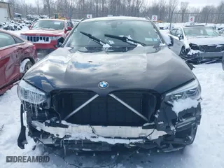 2021 BMW X4 M40i with VIN 5UX2V5C05M9H02711, listed as a IAAI auction lot 41675953 with 26,652 mi miles. Bid and sale history available at carsss.com. Image 13.