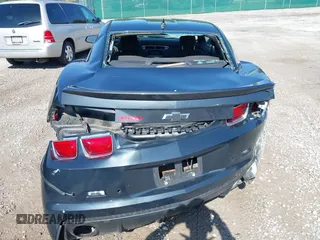 2013 Chevrolet Camaro LS z VIN 2G1FA1E35D9156989, wystawiony jako IAAI lot #41999082 z przebiegiem 168 616 mil mil oraz . Historia ofert i sprzedaży dostępna na DreamBid. Obrazek 21.
