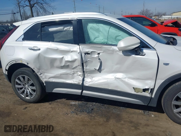 2020 Cadillac XT4 AWD Premium Luxury with VIN 1GYFZDR42LF074240, listed as a IAAI auction lot 41796898 with 85,325 mi miles. Bid and sale history available at carsss.com. Image 6.