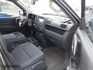 2013 Honda Ridgeline RTS with VIN 5FPYK1F4XDB016430, listed as a IAAI auction lot 41711524 with 132,185 mi miles. Bid and sale history available at carsss.com. Image 5.