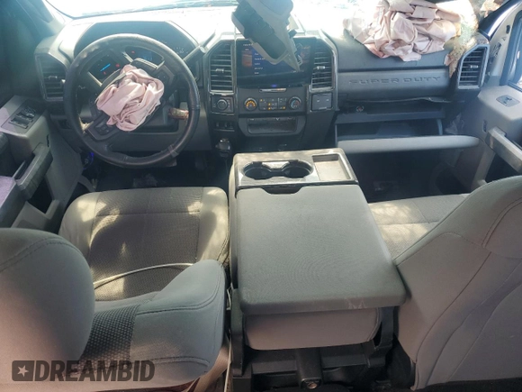 2017 Ford F-250 Lariat with VIN 1FT7W2BT6HEE28377, listed as a Copart auction lot 63569015 with 191,057 mi miles and Salvage title. Bid and sale history available at DreamBid. Image 8.