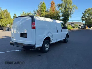 2023 Chevrolet Express Cargo с VIN 1GCWGAFP4P1176442, выставлен на аукционе Copart как лот 65481025 с пробегом 42 680 миль миль и Списание • Salvage title. История ставок и продаж доступна на DreamBid. Изображение 4.