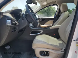 2020 Jaguar F-Pace 25t Prestige z VIN SADCK2FX1LA630796, wystawiony jako Copart lot #62261985 z przebiegiem 13 431 mil mil oraz Szkoda całkowita • Salvage title. Historia ofert i sprzedaży dostępna na DreamBid. Obrazek 7.