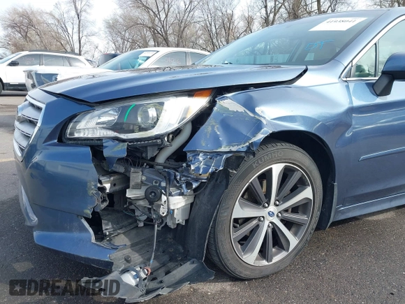 2015 Subaru Legacy 2.5i Limited with VIN 4S3BNBL64F3070890, listed as a IAAI auction lot 41938041 with 89,417 mi miles. Bid and sale history available at carsss.com. Image 6.