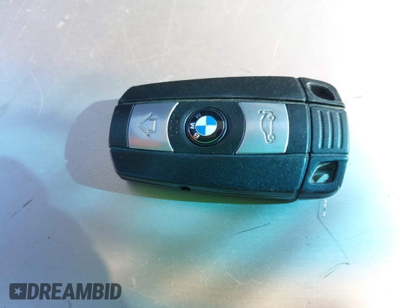 2006 BMW 3 Series 330i with VIN WBAVB335X6KR73650, listed as a IAAI auction lot 42407095 with 140,816 mi miles and . Bid and sale history available at DreamBid. Image 11.