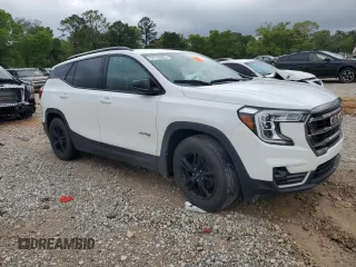 2023 GMC Terrain AT4 z VIN 3GKALYEG9PL230220, wystawiony jako Copart lot #51792825 z przebiegiem 27 957 mil mil oraz Szkoda całkowita • Salvage title. Historia ofert i sprzedaży dostępna na DreamBid. Obrazek 4.